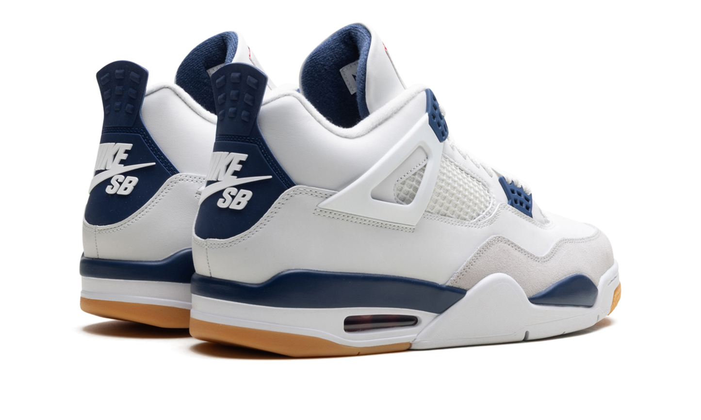 Jordan 4 SB "Navy"
