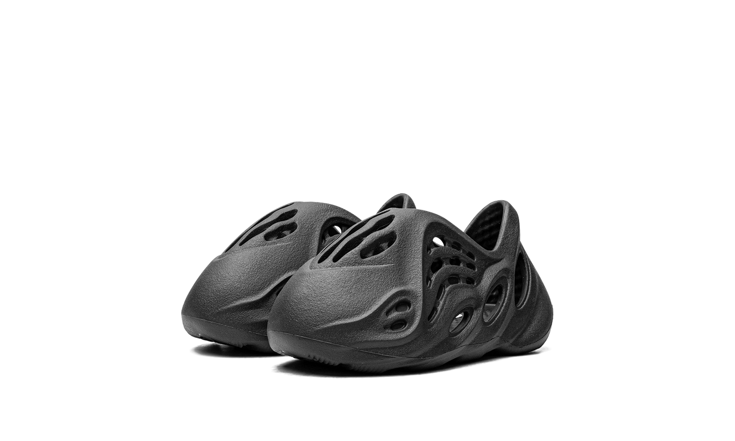 Yeezy Foam Runnder "Onyx" (Kids)