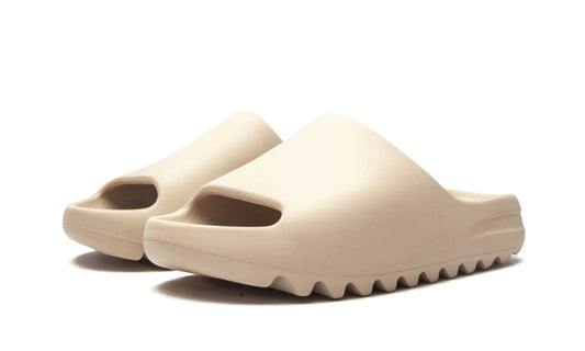 Yeezy Slide "Pure" (Restock Pair)