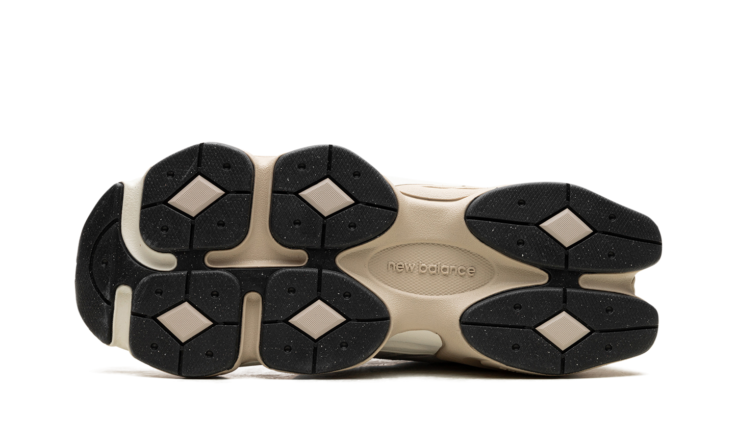 New Balance 9060 "Grey Pink