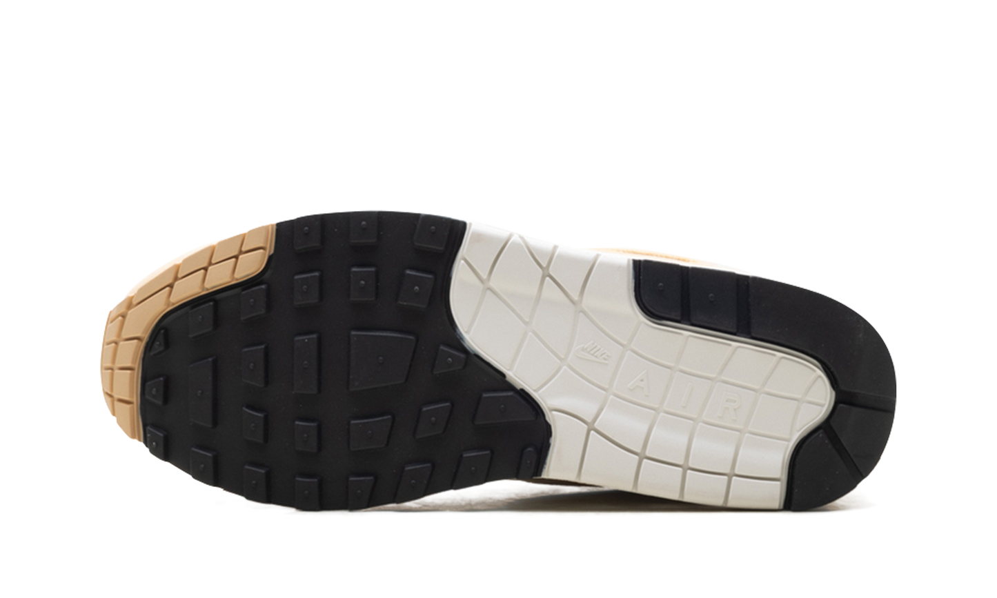 Nike Air Max 1 "Light Orewood Brown"