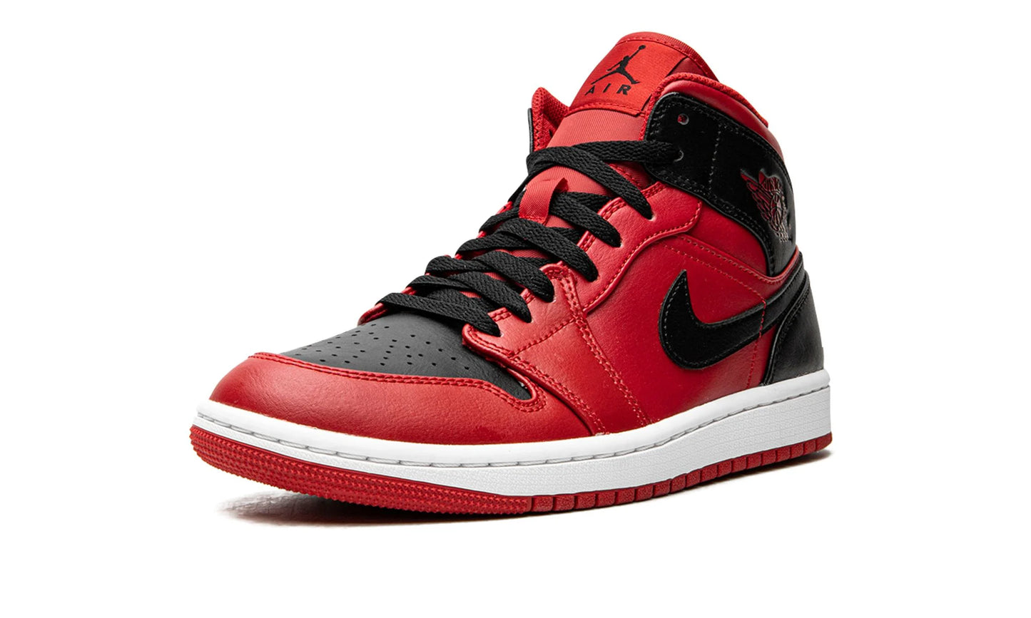 Jordan 1 mid "Reverse Bred 2021"