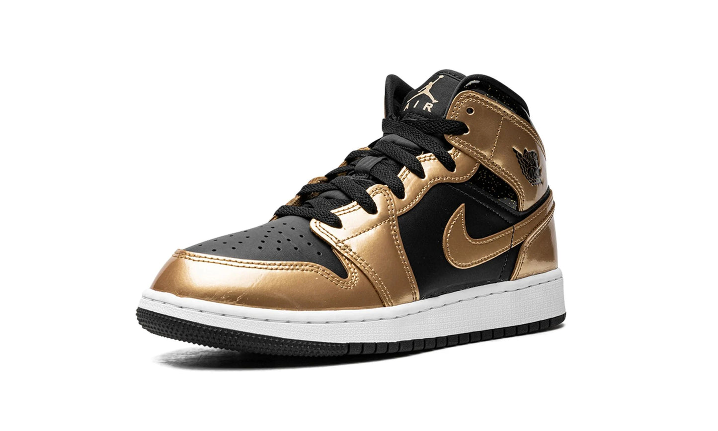 Jordan 1 mid ''Metallic Gold Black''