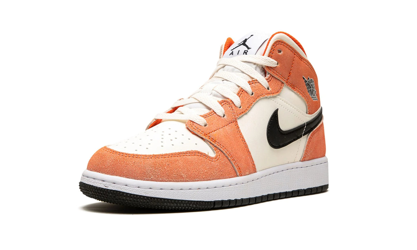 Jordan 1 Mid SE "Orange Suede"
