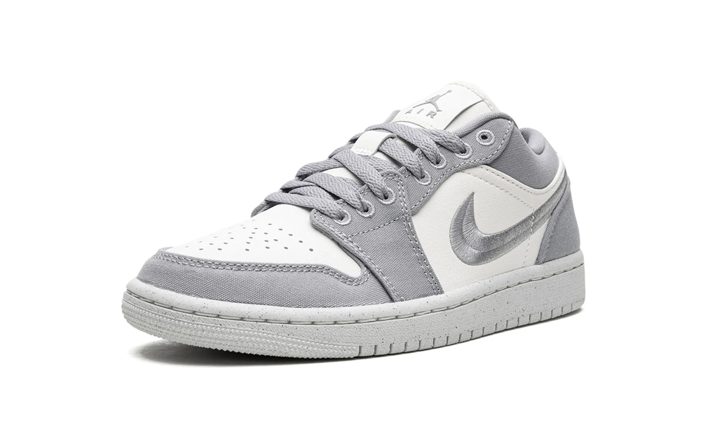 Jordan 1 Low SE WMNS "Light Steel Grey"
