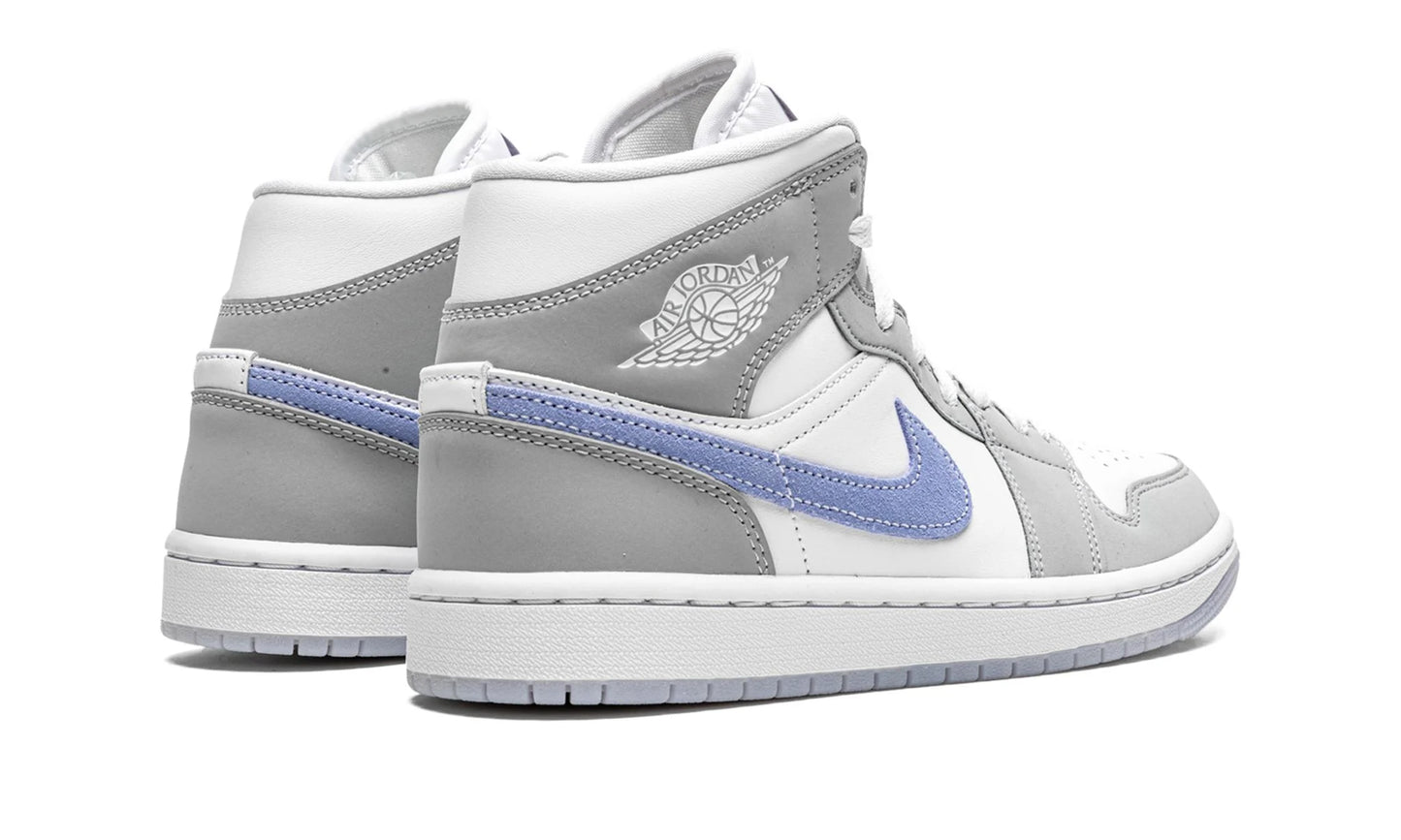 Jordan 1 Mid "Wolf Grey / Aluminum"
