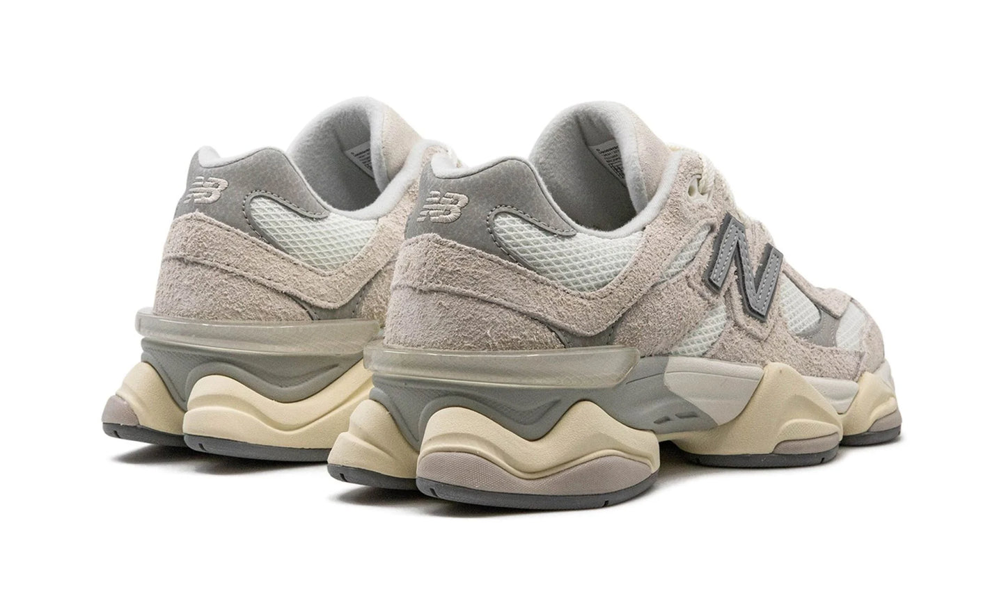 New Balance 9060 "Moonbeam Sea Salt"