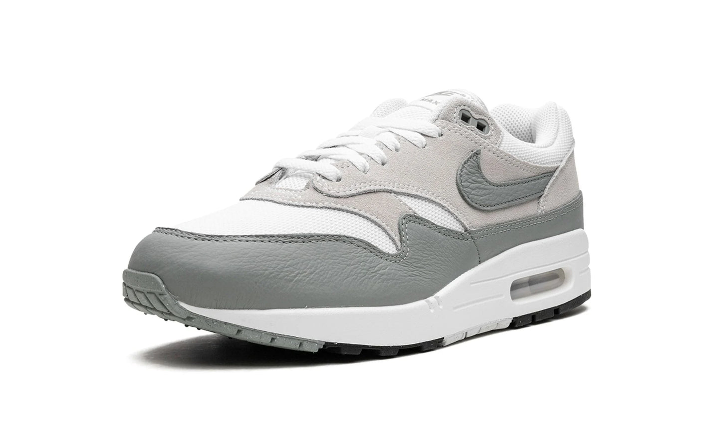 Nike Air Max 1 "White Mica Green"