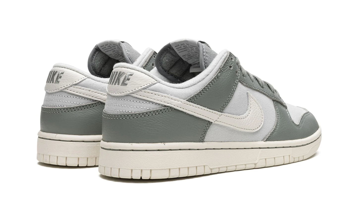 Nike Dunk Low PRM "Mica Green"
