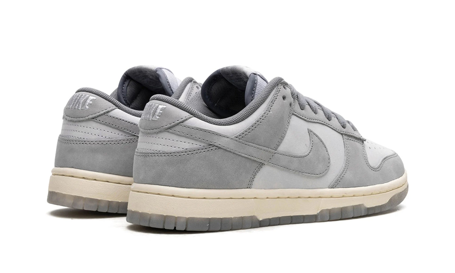 Nike Dunk Low "Cool Grey" (W)
