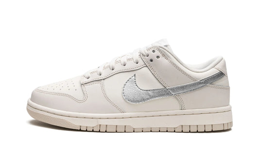 Nike Dunk Low "Sail / Oxygen Purple"