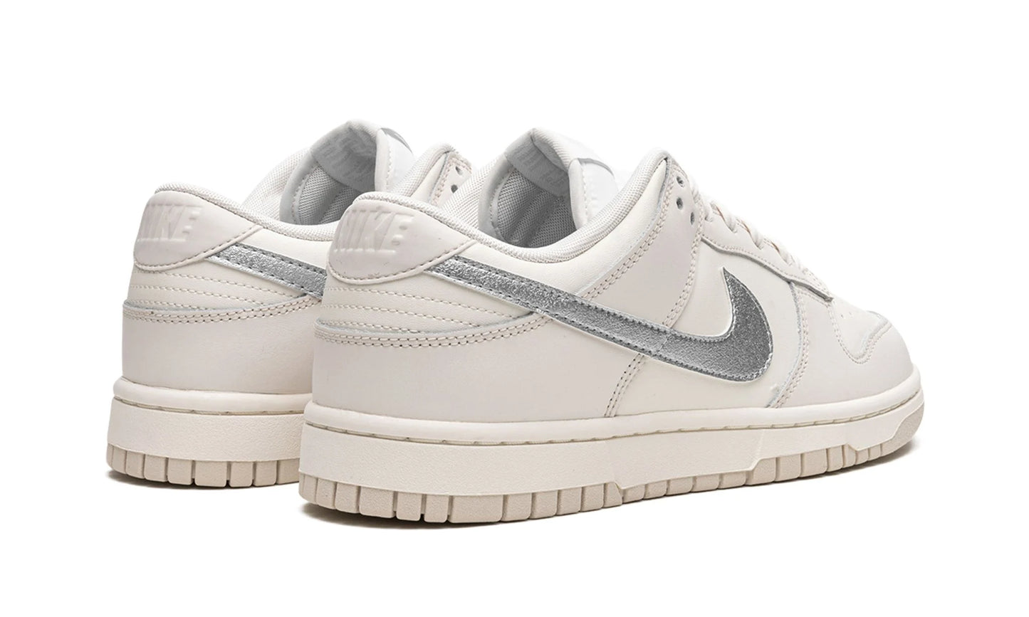 Nike Dunk Low "Sail / Oxygen Purple"