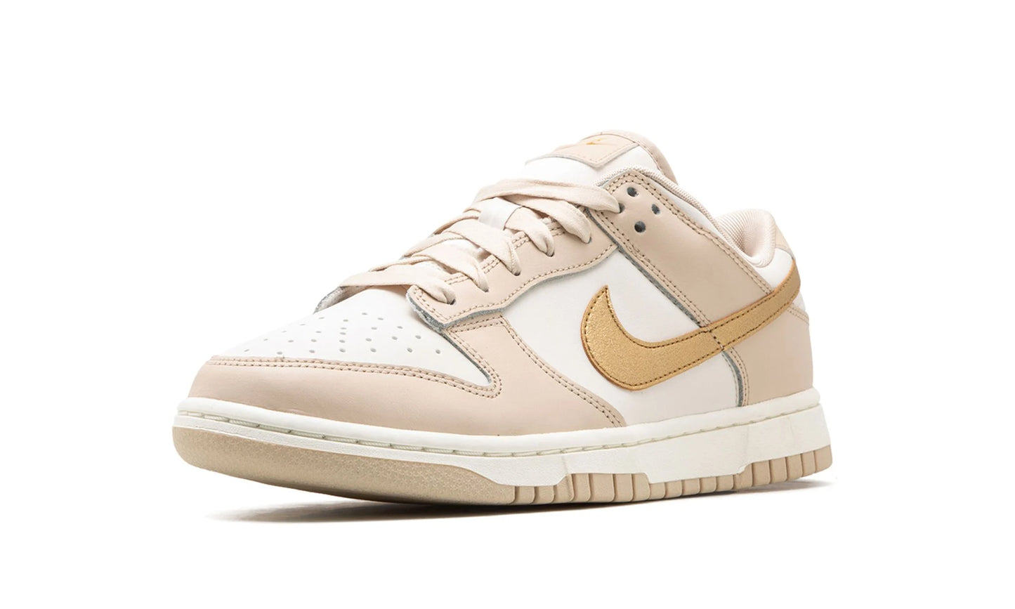 Nike Dunk Low "Phantom Metallic Gold" (W)