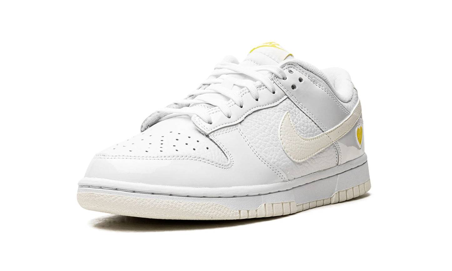 Nike Dunk Low "Yellow Heart" (W)