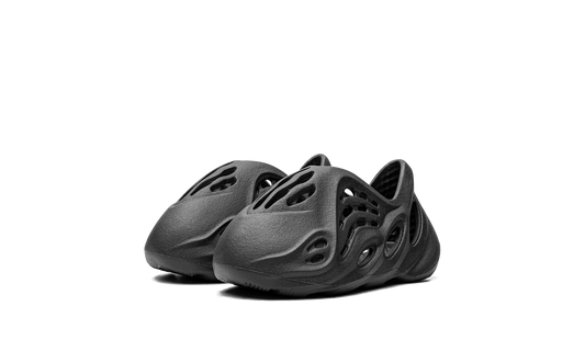 Yeezy Foam Runnder "Onyx" (Kids)