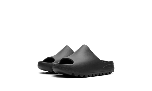 Yeezy Slide "Dark Onyx" (Kids)