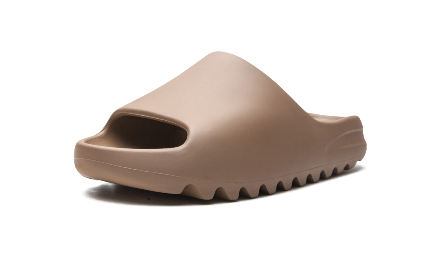 Yeezy Slide "Core"