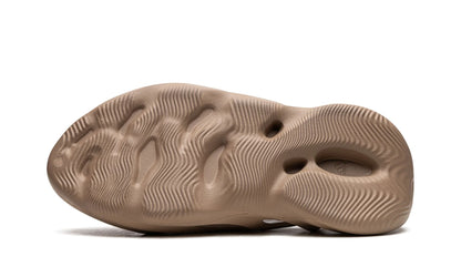 Yeezy Foam Runner "Clay Taupe"