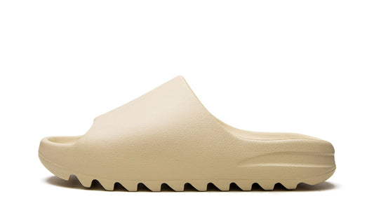 Yeezy Slide "Bone" (Restock Pair)