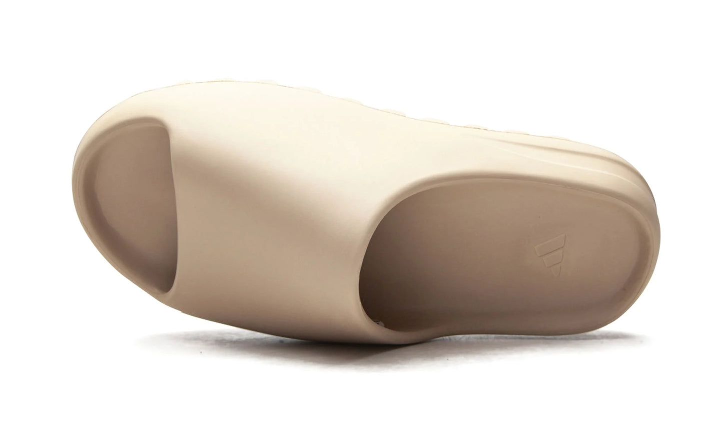 Yeezy Slide "Pure" (Restock Pair)