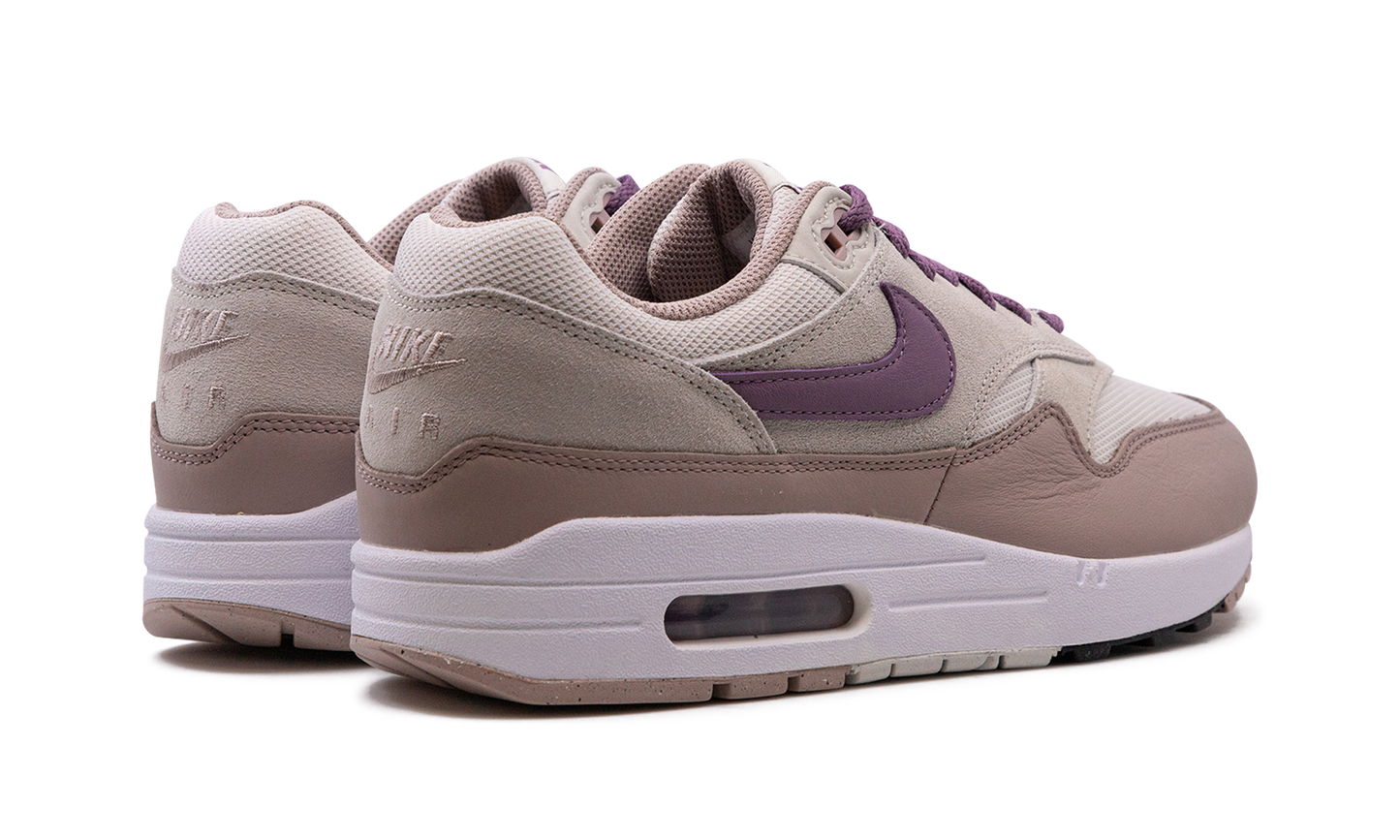 Nike Air Max 1 "Light Bone Violet Dust"