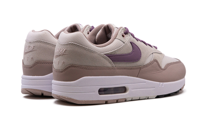 Nike Air Max 1 "Light Bone Violet Dust"