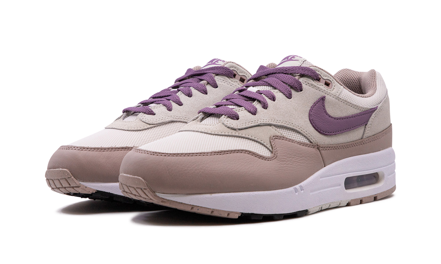 Nike Air Max 1 "Light Bone Violet Dust"