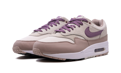 Nike Air Max 1 "Light Bone Violet Dust"