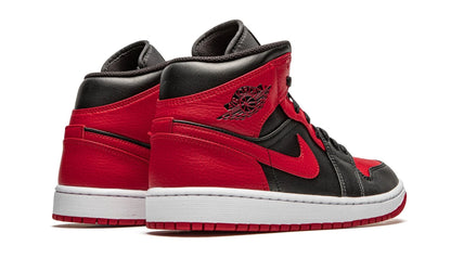 Jordan 1 mid "Banned 2020"