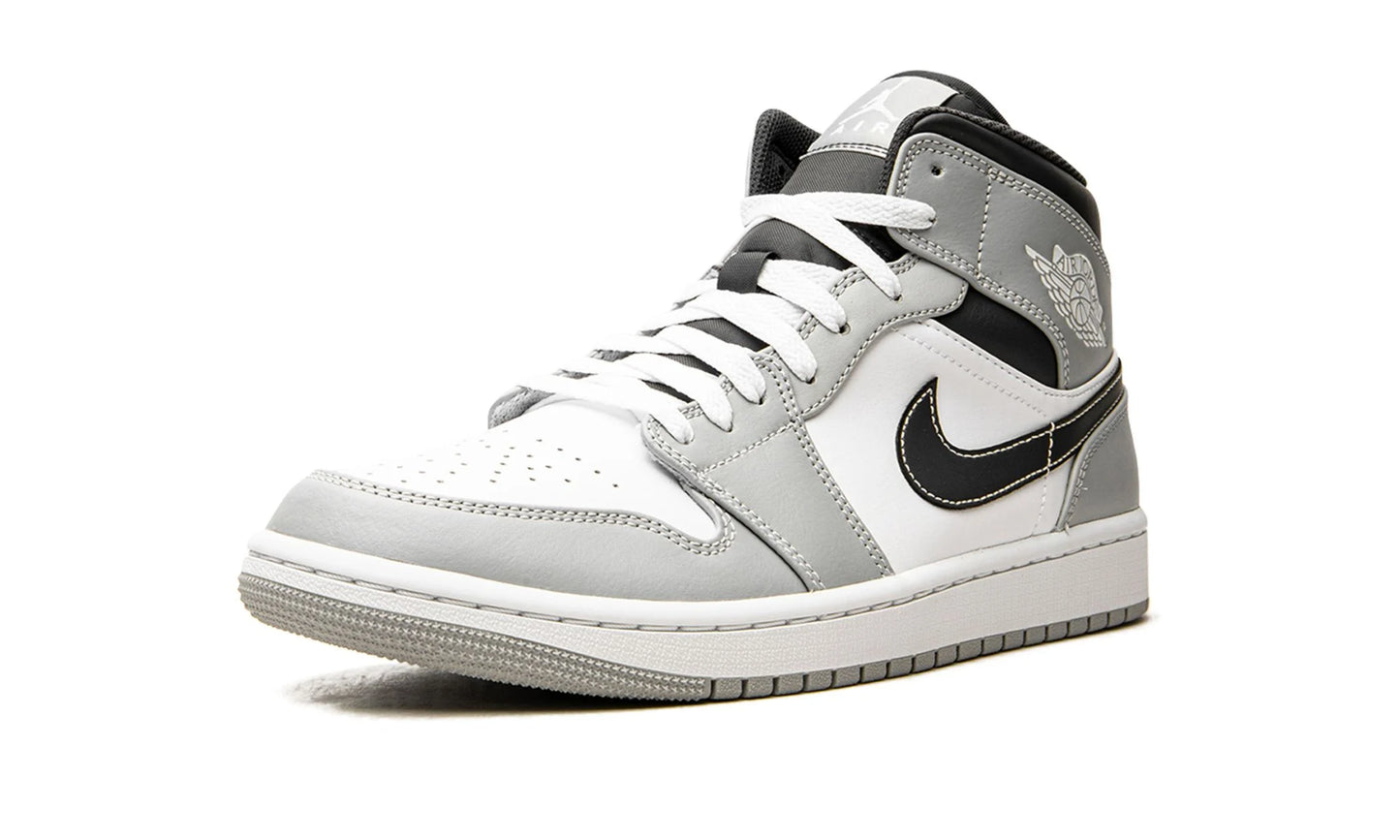 Jordan 1 mid "Light Smoke Grey Anthracite"