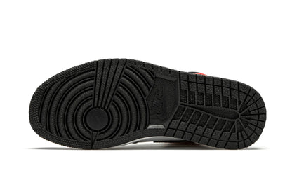 Jordan 1 High "Light Smoke Grey"