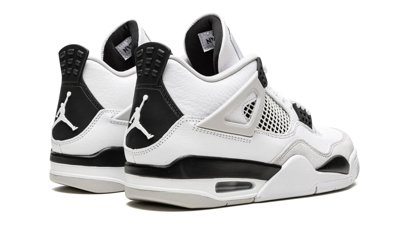 Jordan 4 "Military Black"