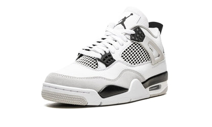 Jordan 4 "Military Black"