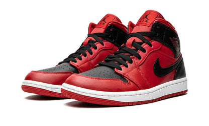 Jordan 1 mid "Reverse Bred 2021"