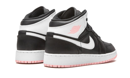 Jordan 1 mid "Arctic Punch"