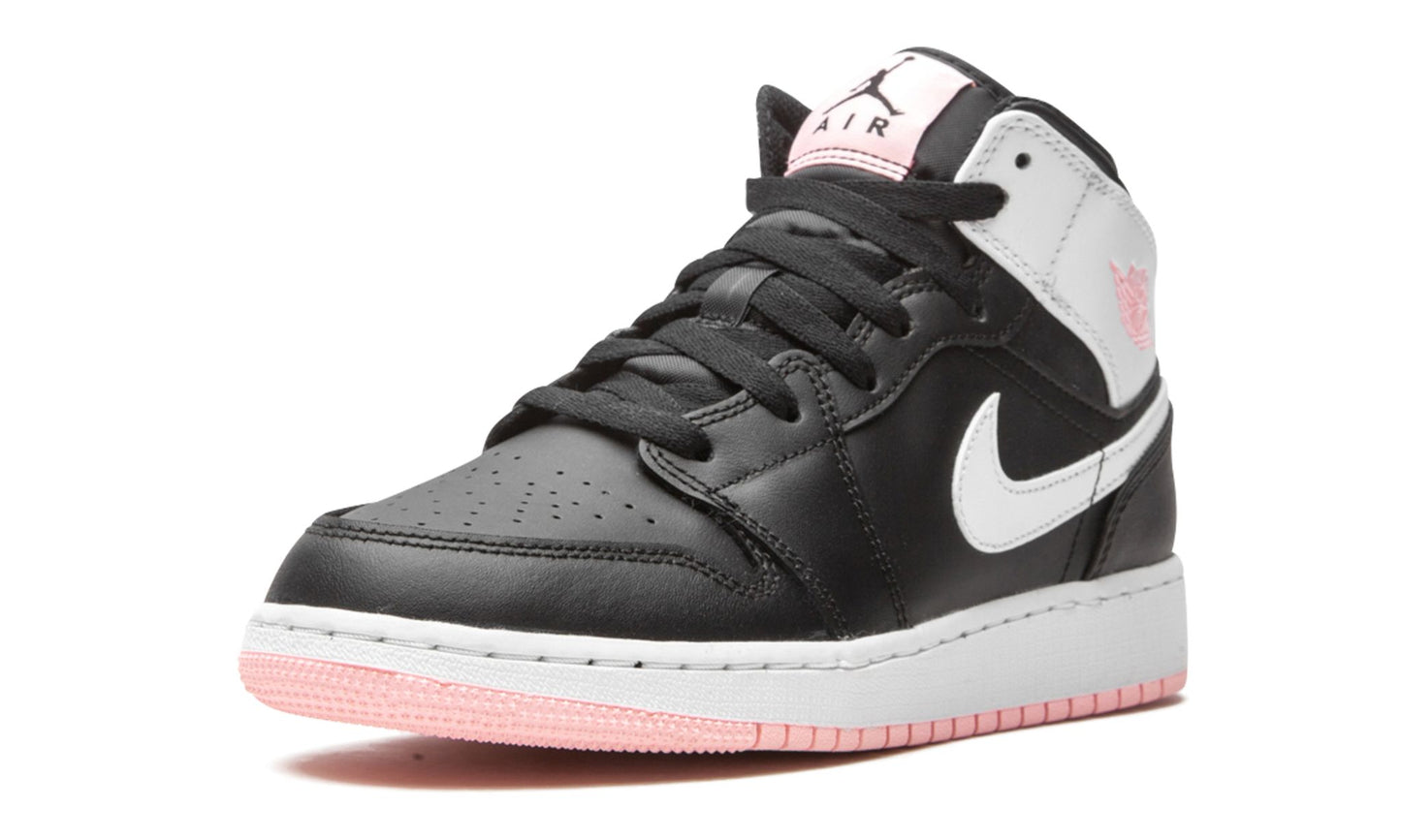 Jordan 1 mid "Arctic Punch"