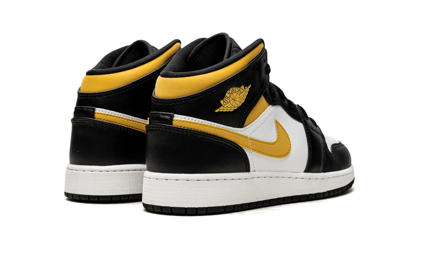 Jordan 1 Mid "White Pollen Black"