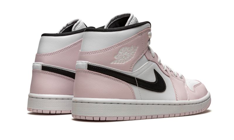 Jordan 1 mid "Barely Rose"
