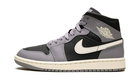 Jordan 1 Mid "CEMENT GREY" (W)