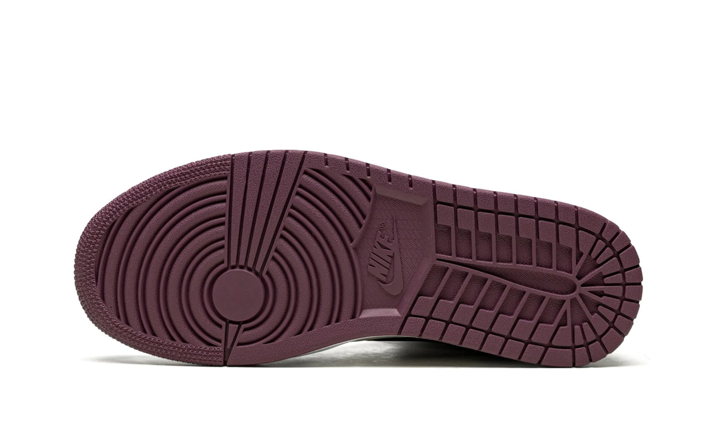 Jordan 1 mid SE "Light Mulberry (W)"