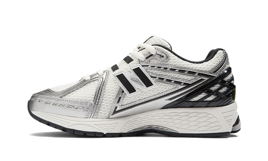 New Balance 1906R "Silver Black"