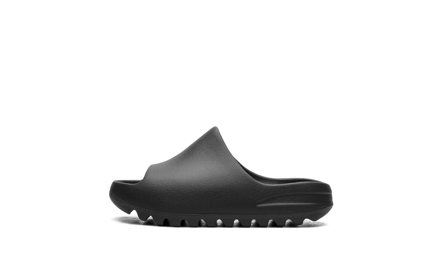 Yeezy Slide "Dark Onyx" (Kids)