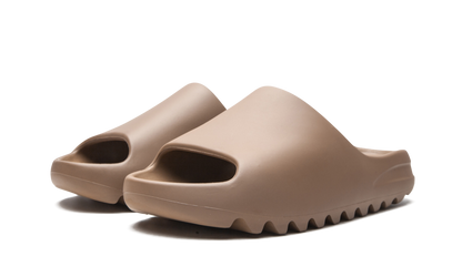 Yeezy Slide "Core"