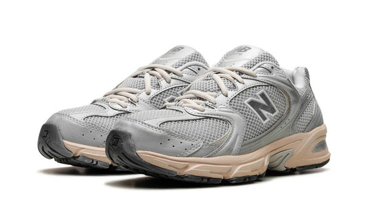 New Balance 530 "Vintage Silver Moonbeam"