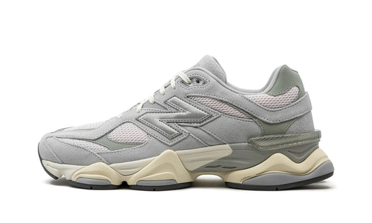 New Balance 9060 Granite Pink
