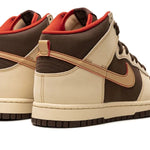 Nike Dunk High "Baroque Brown"