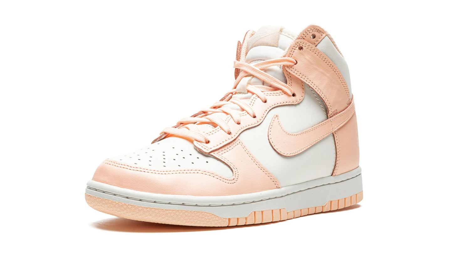 Nike Dunk High "Crimson Tint" (W)
