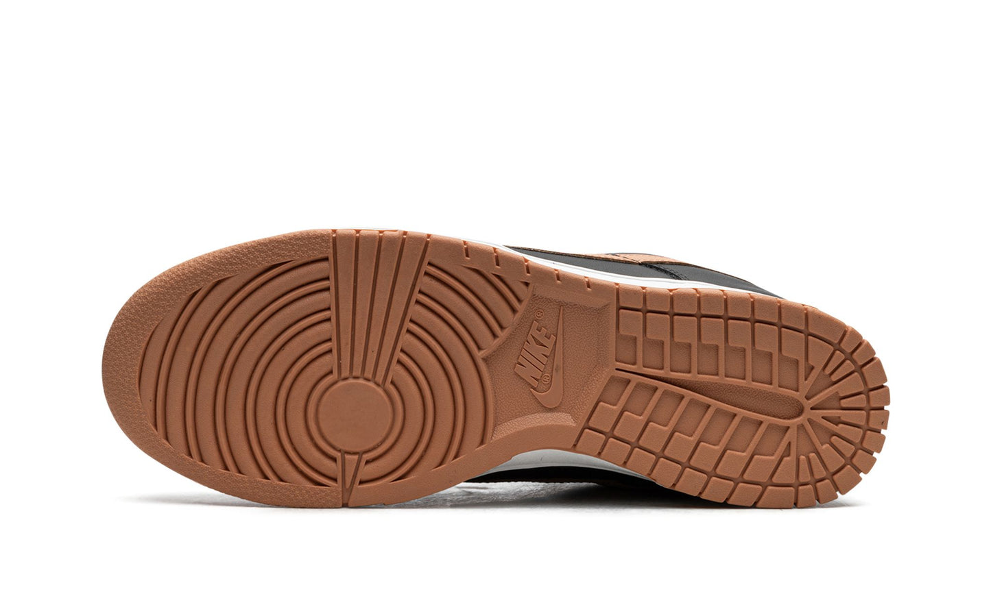 Nike Dunk Low "Black Amber Brown"