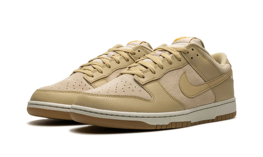 Nike Dunk Low "Khaki Suede Gum"