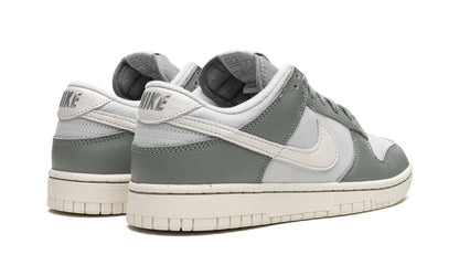 Nike Dunk Low PRM "Mica Green"
